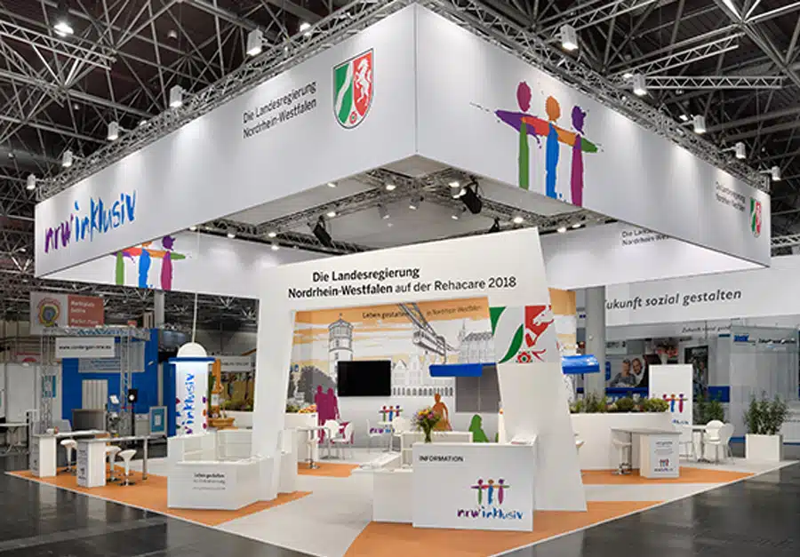 Messestand Lüco Messebau Süd West (17) Von Lüco gebauter Messestand der Landesregierung NRW mit dem Motto „nrw inklusiv“ auf der Rehacare